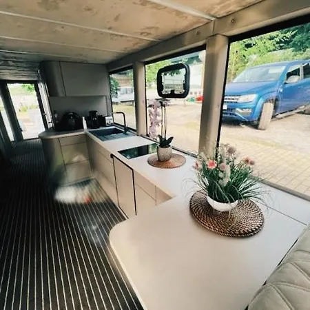 Luxus Hausboot Mit Jacuzzi Kolonie Zern